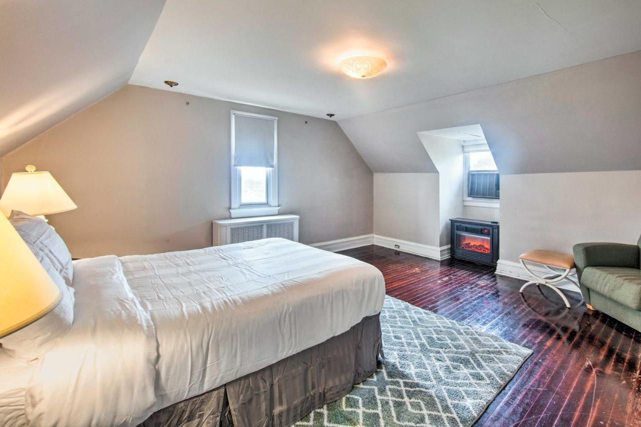 Reading Apt, Walk To Shops, Dining And City Park! Exterior photo
